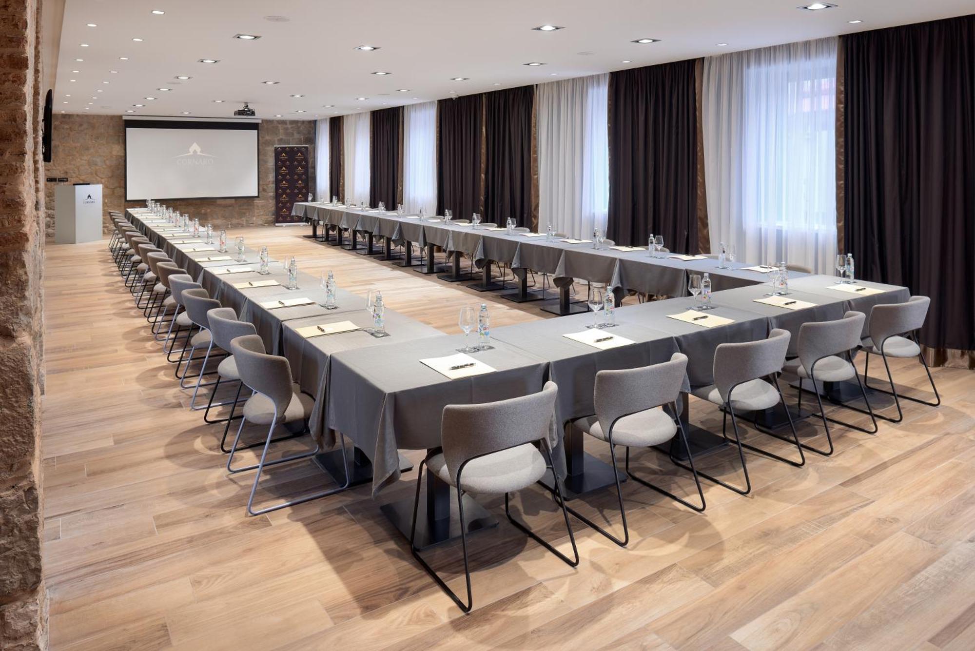 Cornaro Hotel Split Exterior photo Meeting room